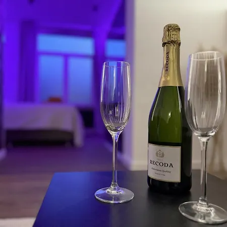 Luxueuse Avec Jaccuzi Sans Vis-a-vis Luik